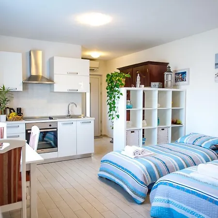 Apartma Seca Portoroz Exterior photo