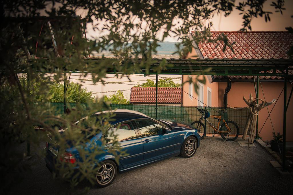Apartma Seca *